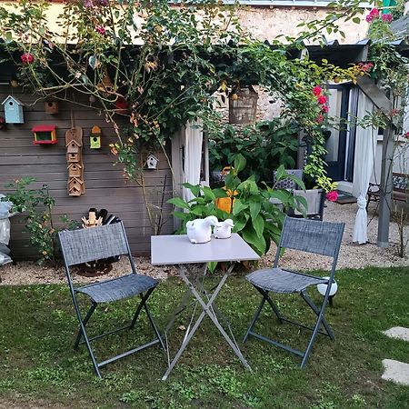 Gite La Comete Chinon Ngoại thất bức ảnh